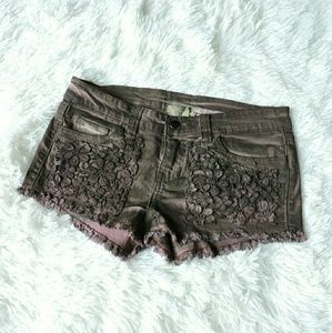 Black sheep short